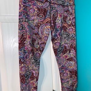 Floral Cropped Altar’D State Leggings Size Small